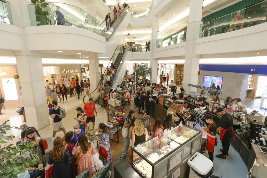 29% dos consumidores fizeram compras utilizando o nome de outra pessoa