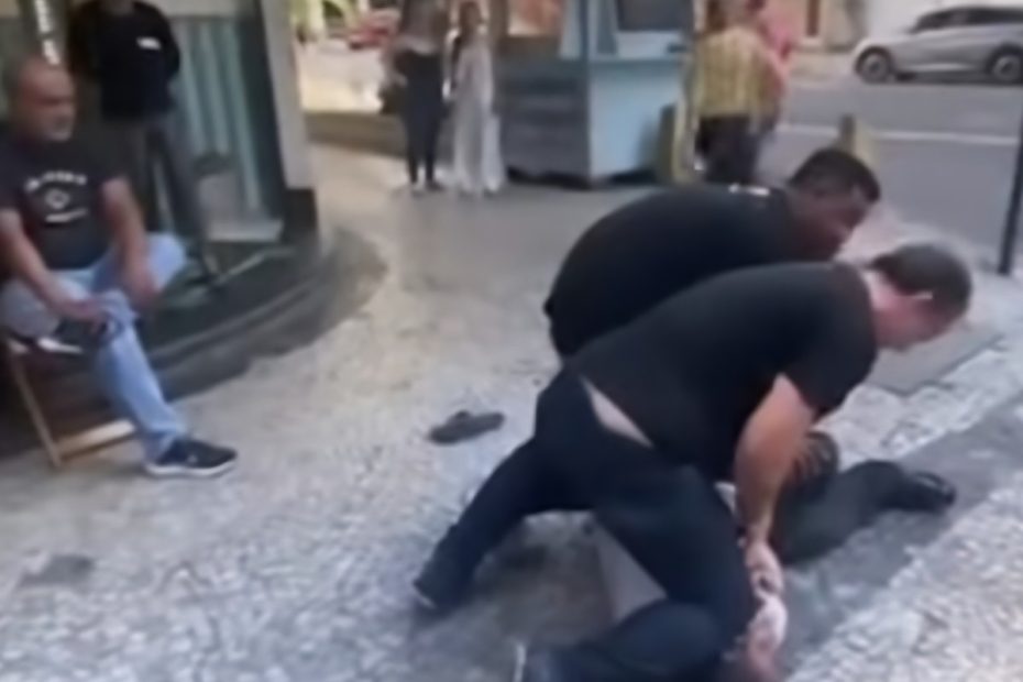 Homem é contido por populares após agredir estudante menor de idade em Copacabana