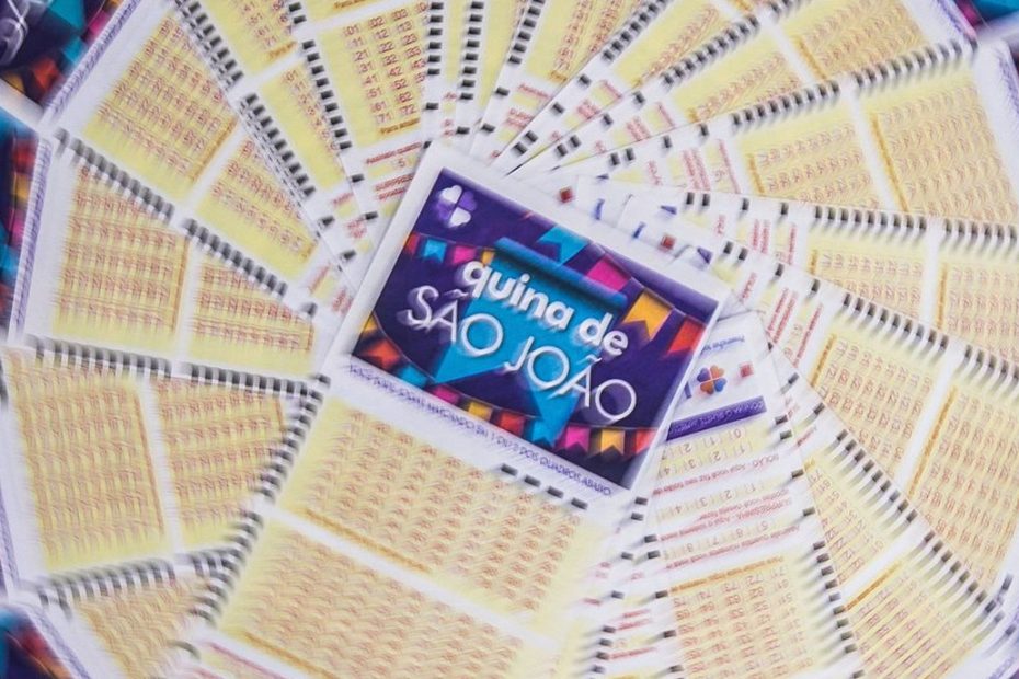 prêmio de R$ 250,2 milhões será dividido entre 13 apostas de nove estados