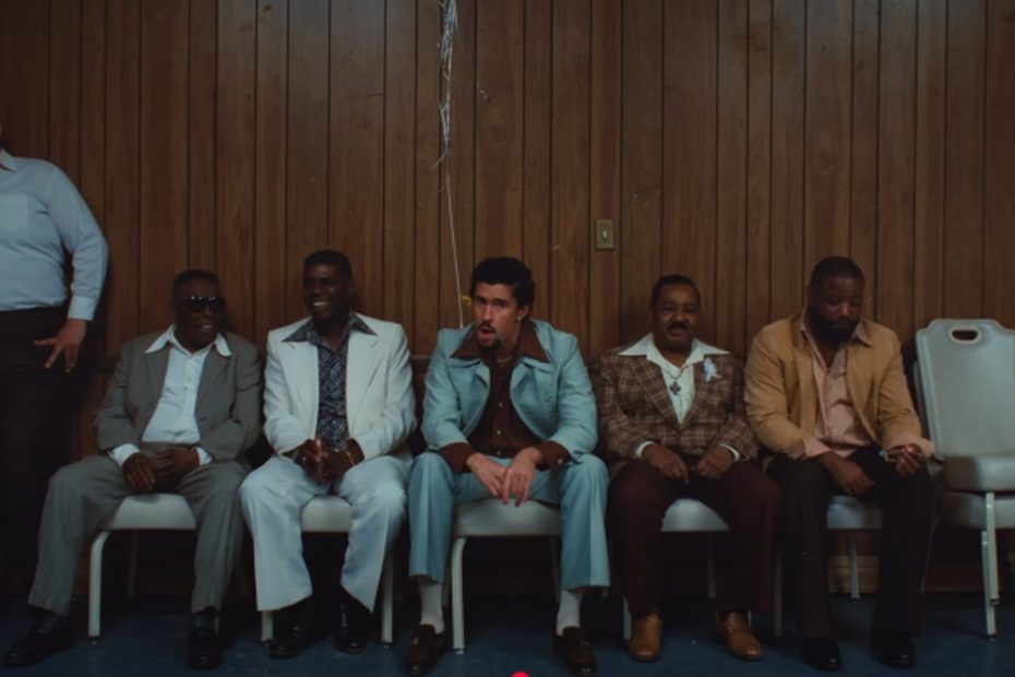 No dia da independência dos EUA, Bad Bunny lança clipe zombando de Donald Trump e exaltando imigrantes