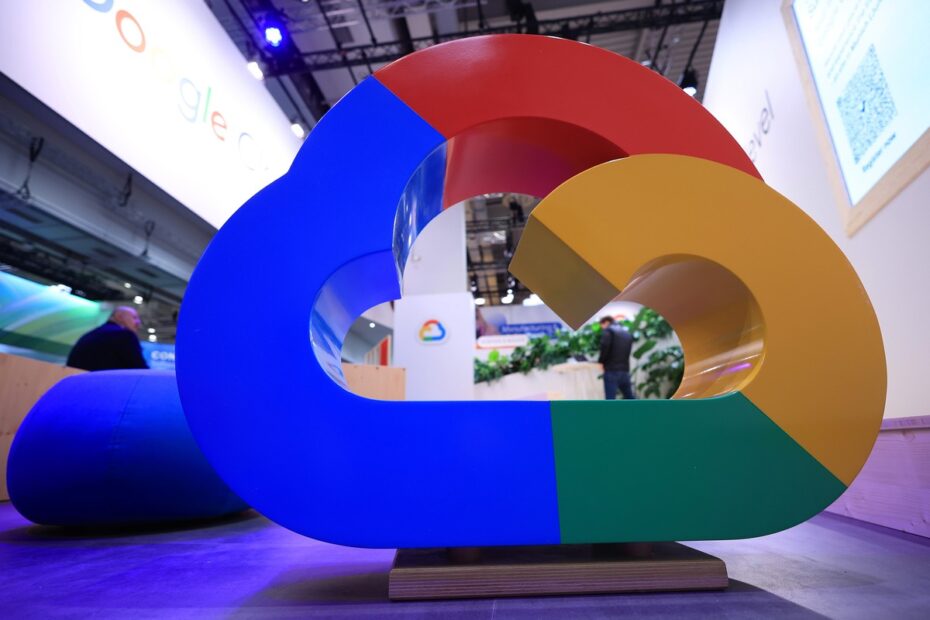 Anthropic e Google negociam acordo bilionário de computação em nuvem